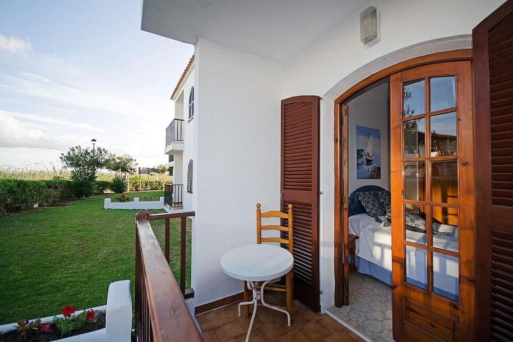 Apartamento Primera Linea De Playa Apartment Son Bou