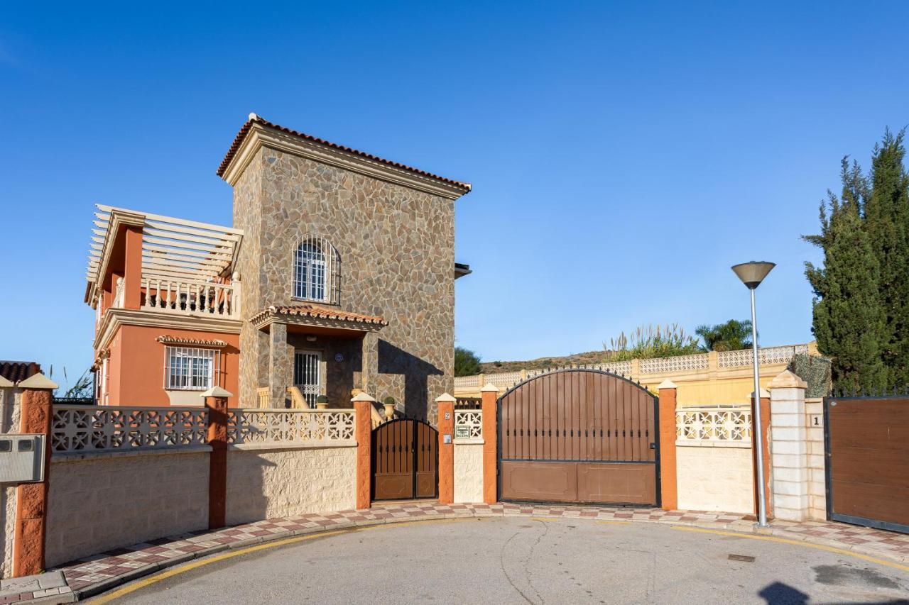 Sun, Relax, Climatized Pool & Steps To The By Mellow Villa Vélez