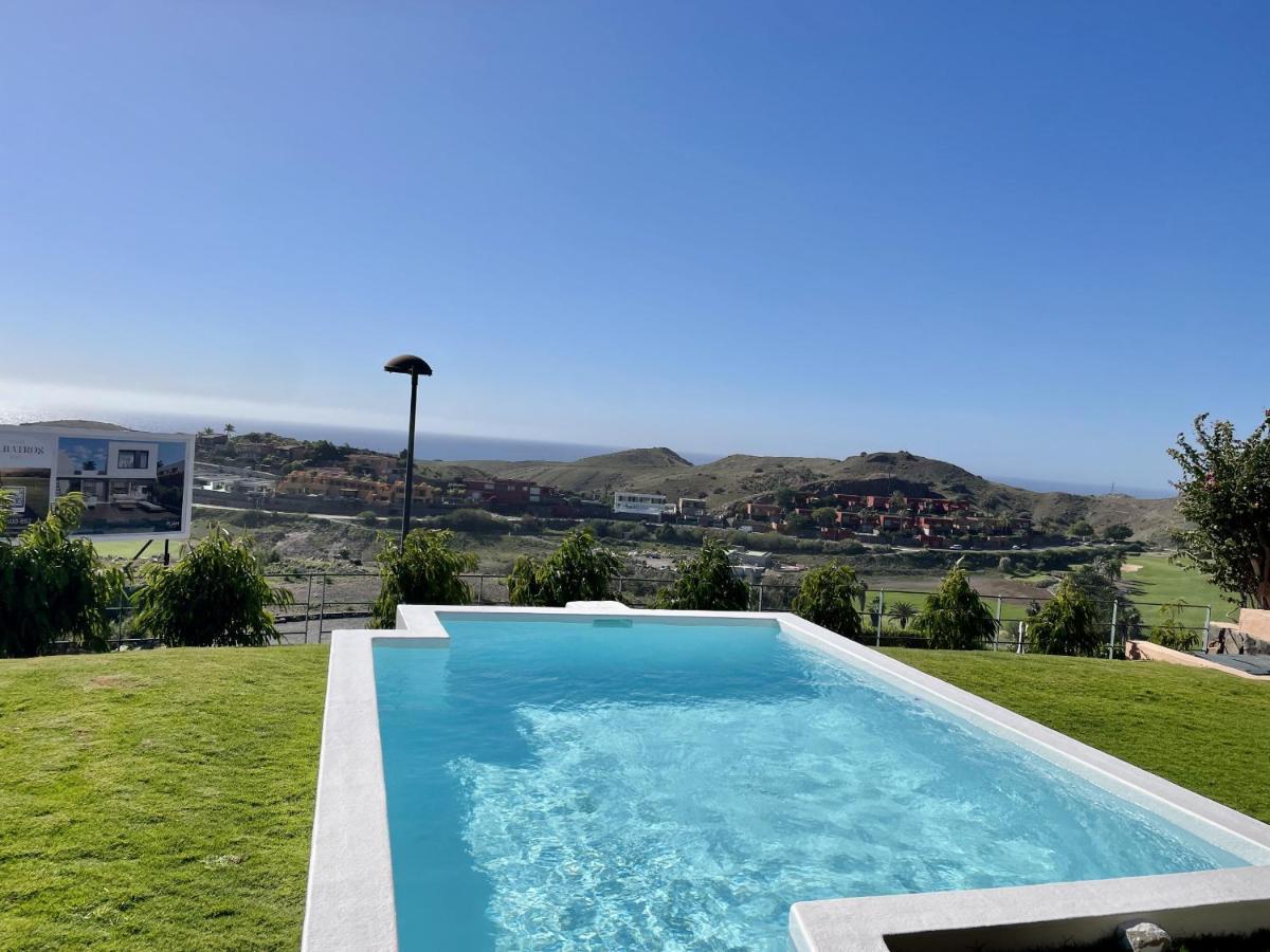 Homeforguest 5 In Salobre Golf With Private Pool, Garden And Great Views Villa *