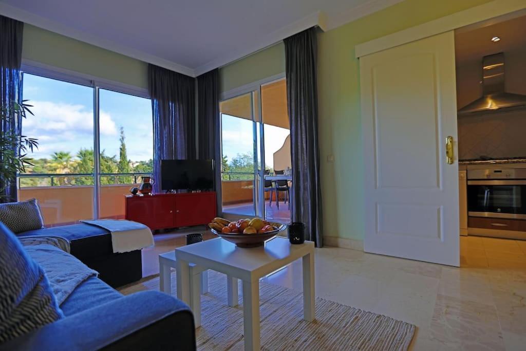 R09 Patios One Bedroom Apartamento