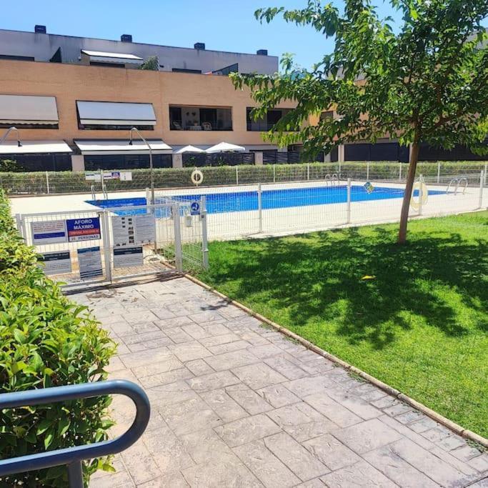 Motilla Del Azuer Apartamento *