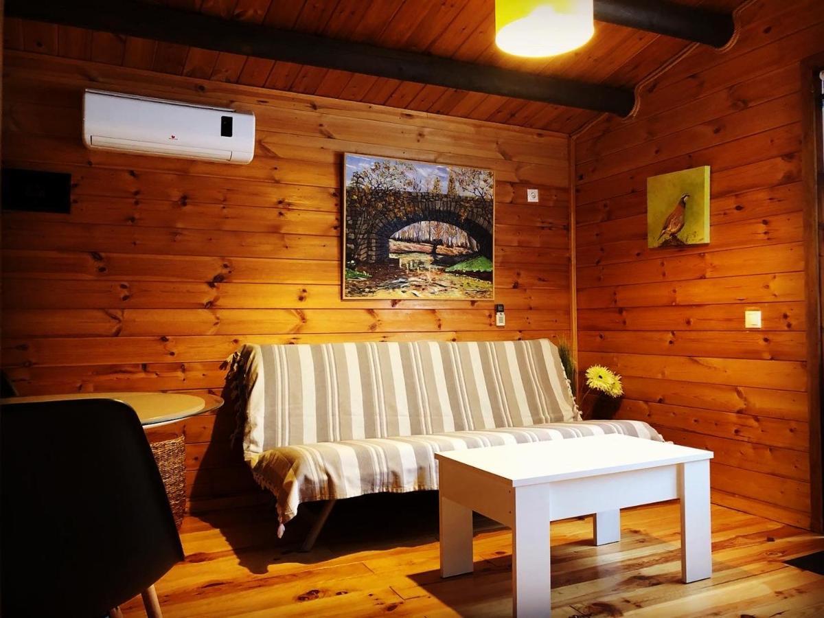 Cabanas De Madera Y - Gilmanas 3 *