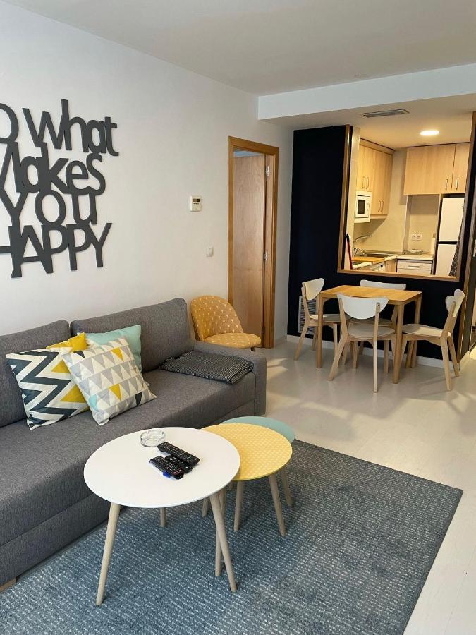 Precioso Exterior En Centro. Apartamento *