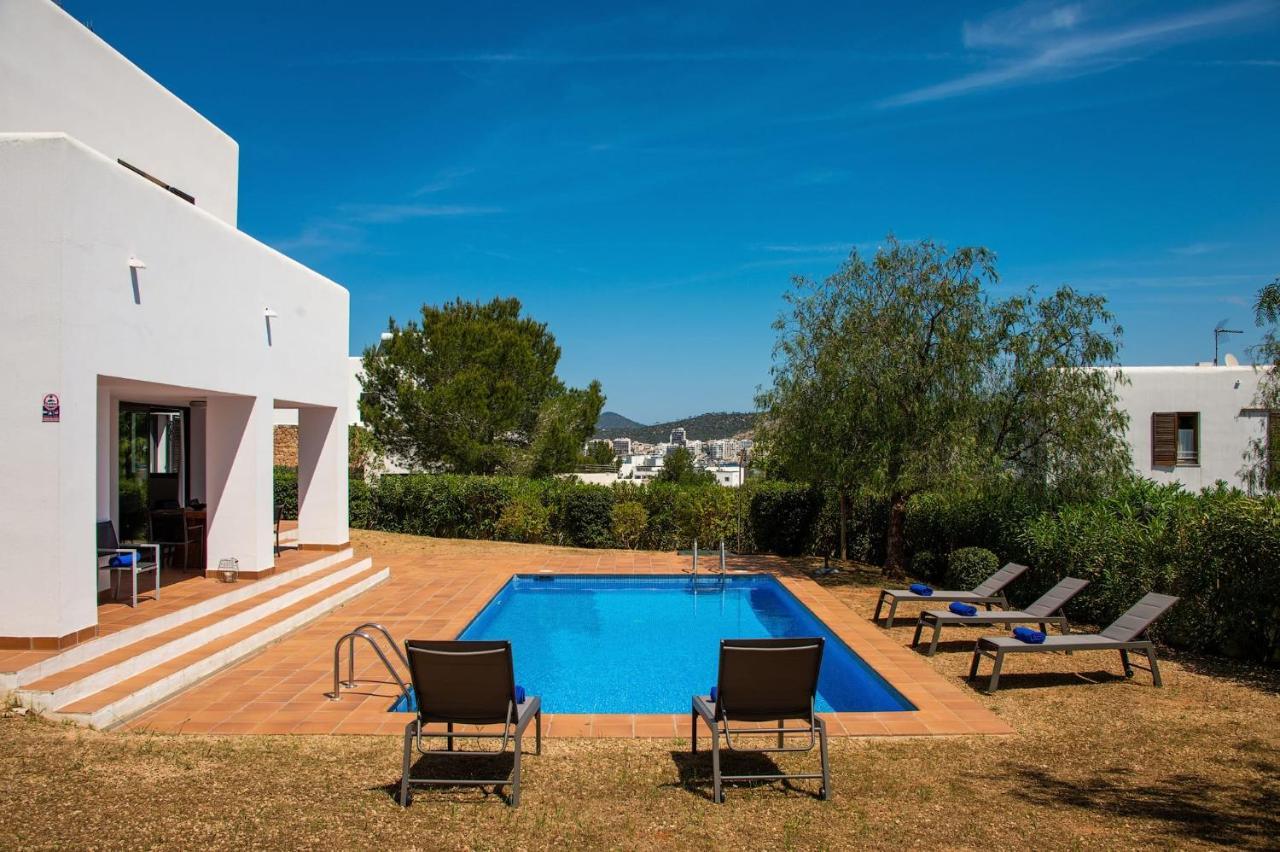 Can Terra Con Piscina Villa San José