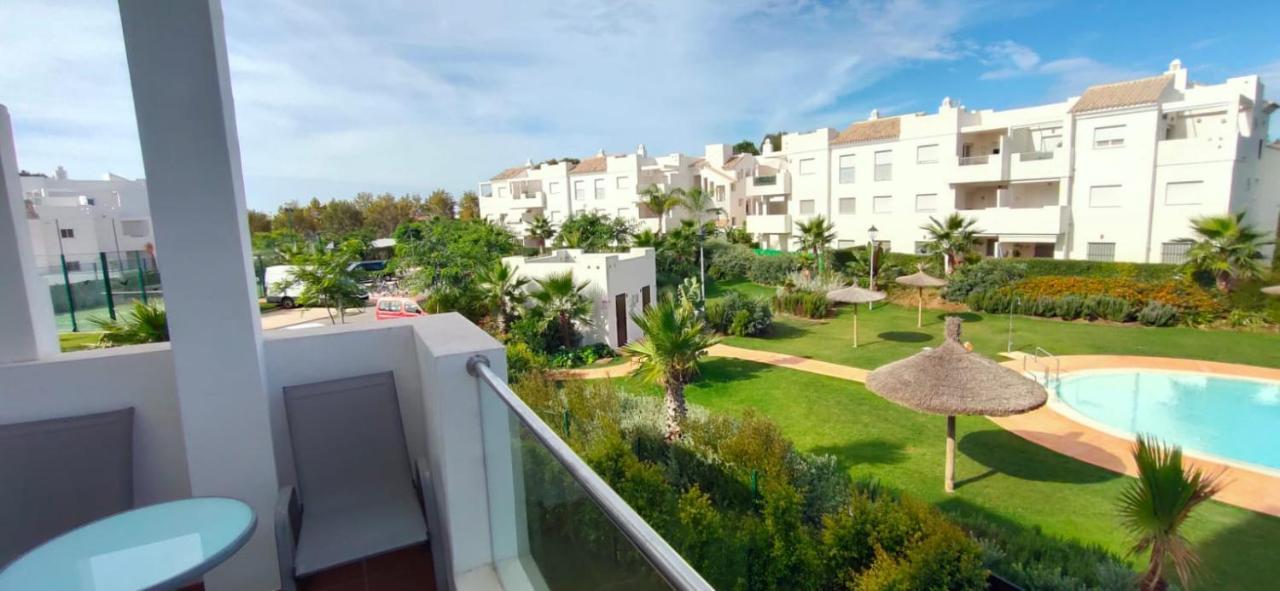 Jardines Del Lago De Costa Ballena * Chipiona