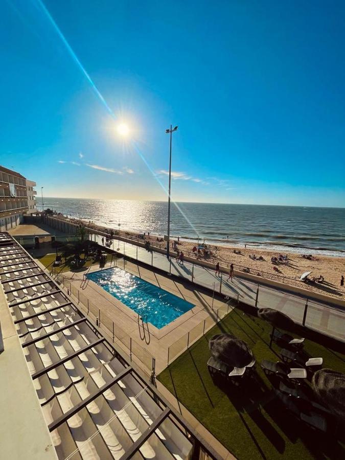 Cruz Del Mar Beach, Living Sur * Chipiona