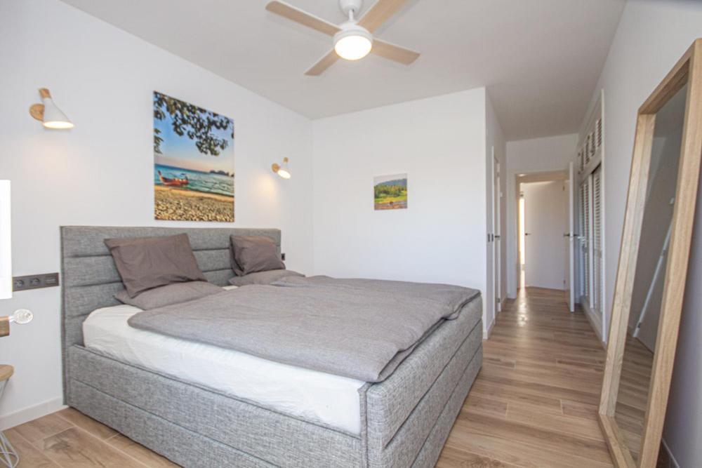 Wonderful 2 Bed With Stunning Sea Views Apartamento
