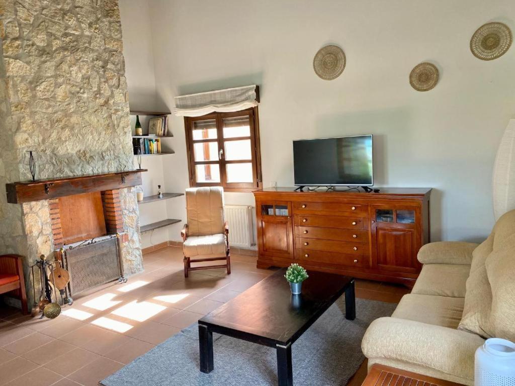 Casona La Teja En Ribadedeva Сasa de vacaciones Noriega