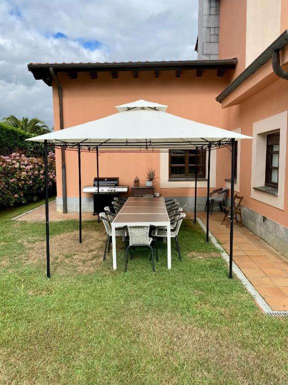 Casona La Teja En Ribadedeva Сasa de vacaciones Noriega