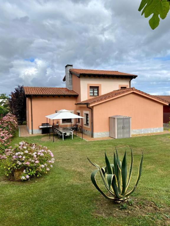 Casona La Teja En Ribadedeva