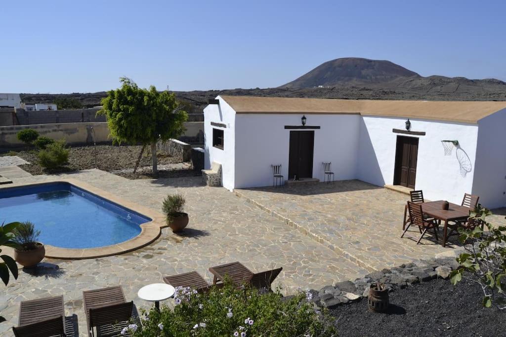 Casa Volcan La Oliva