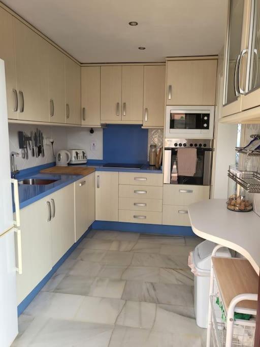 Apartamento Luxury 4 Bed Townhouse Duquesa With Breathtaking Views Close To Port And Manilva