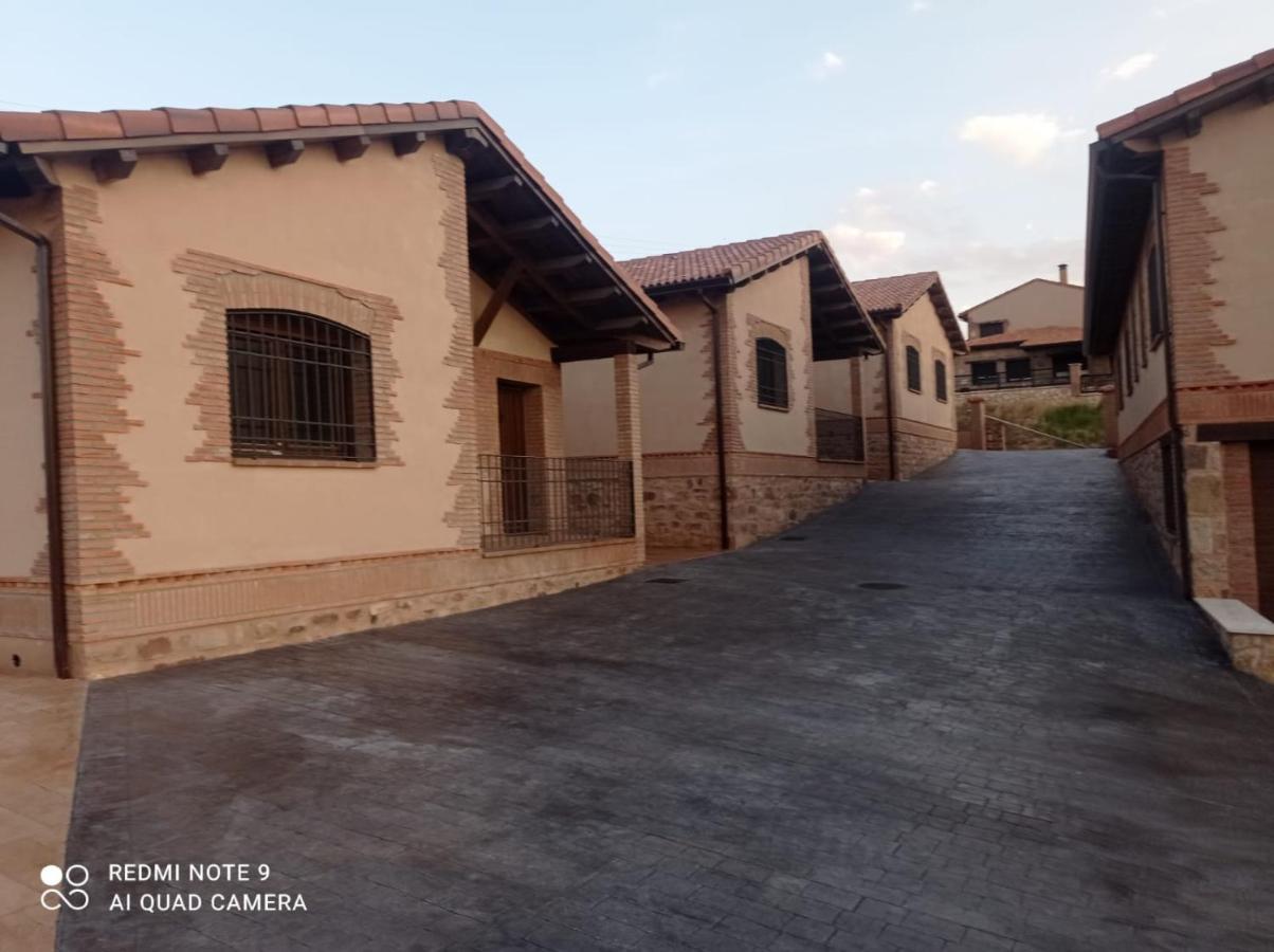 Casas Del Barranco De La Hoz *