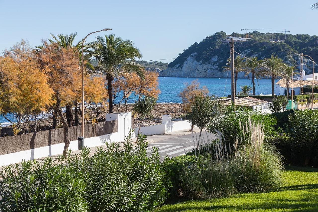 Javea *