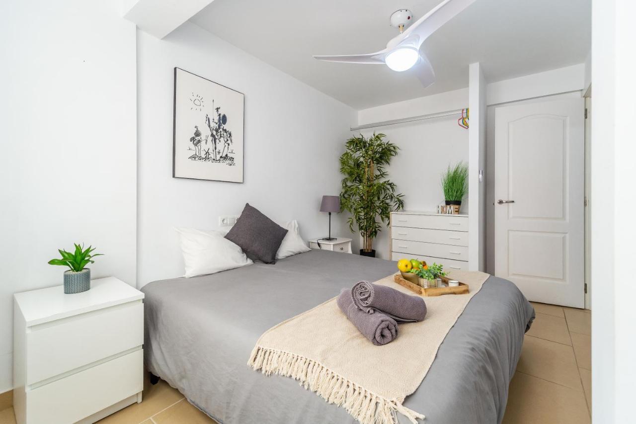 Paseo Maritimo Deluxe By The Apartment *