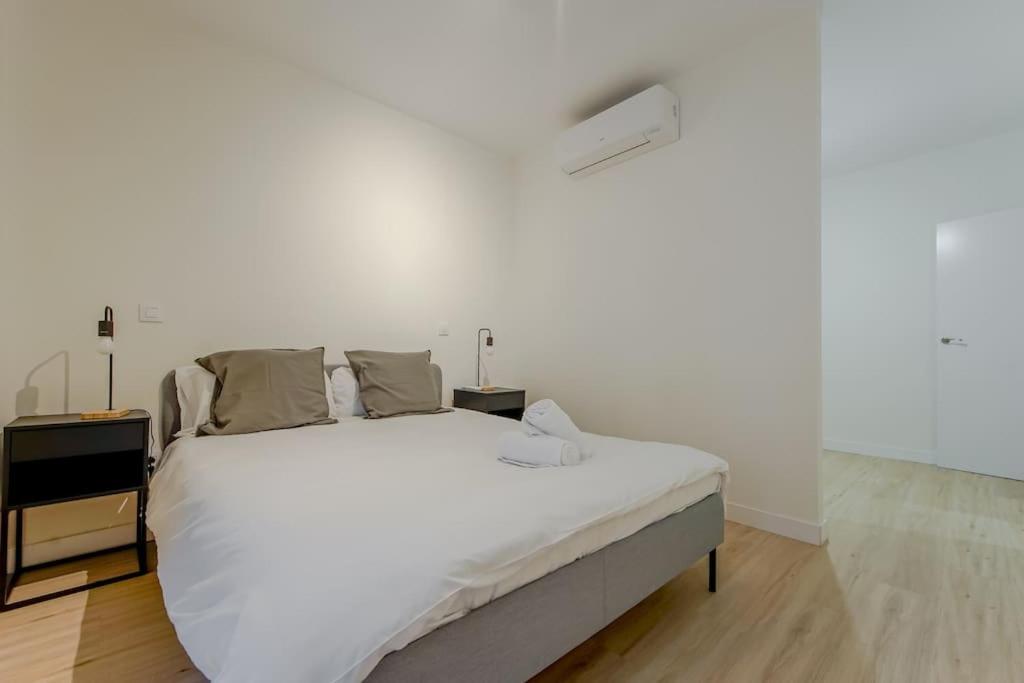 Modern Apt 6px En La Plaza De Tirso De Molina Apartment