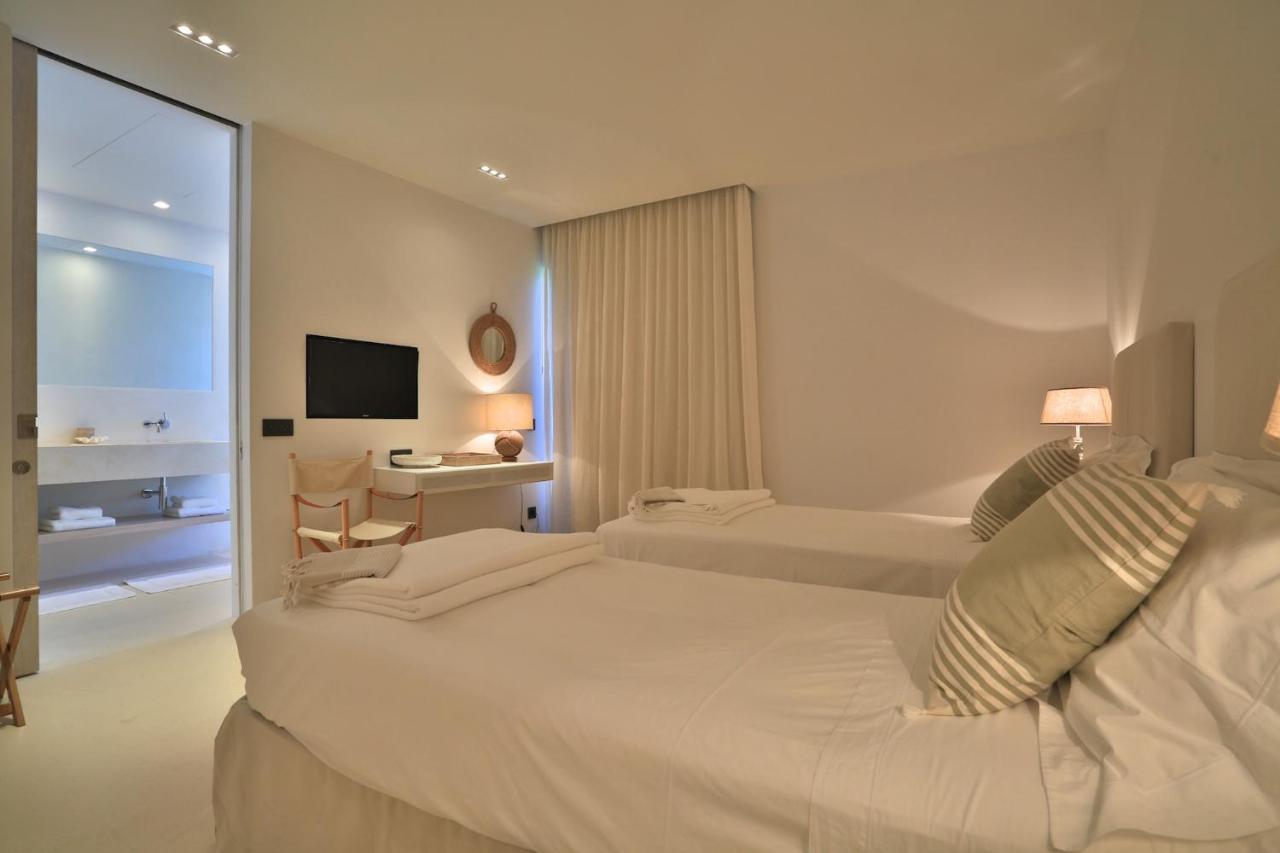 Contemporary Ibizan Cala Conta Dream Short Walk To San Jose Villa *