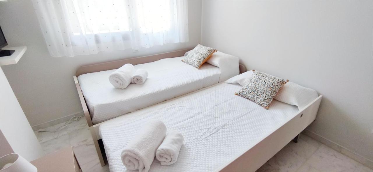 Zephyrus By Costa Apartamento *