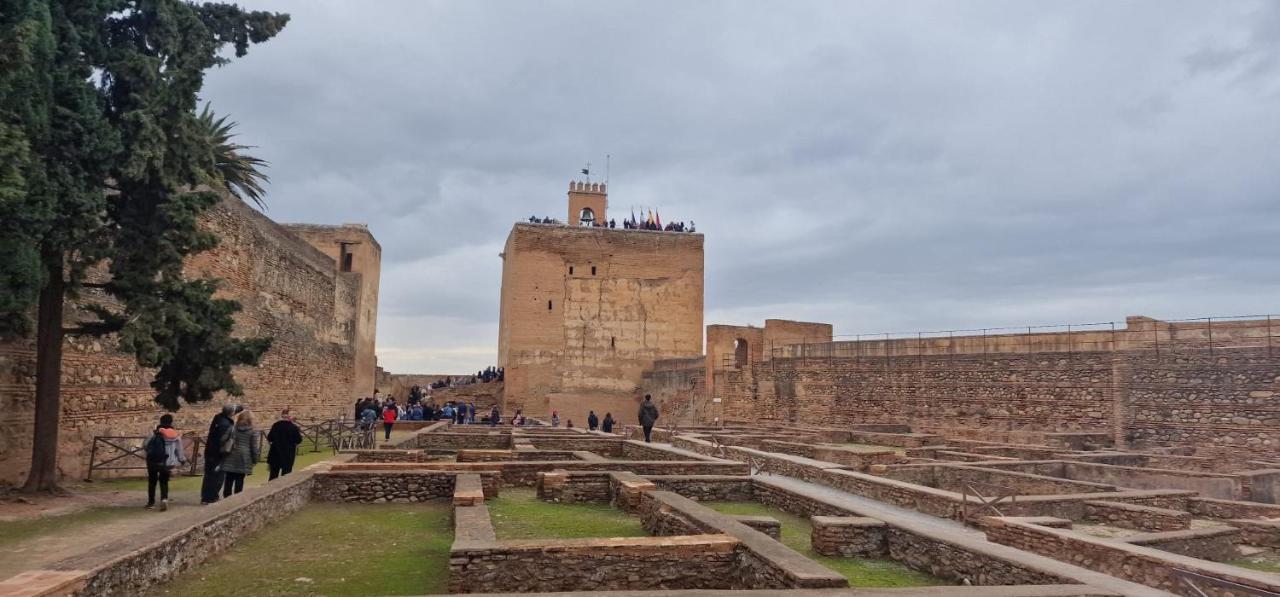 Pensión Patrimonio Arabe Vista A La Alhambra