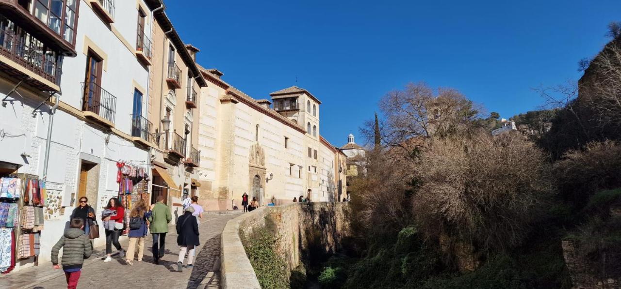 Pensión Patrimonio Arabe Vista A La Alhambra Granada