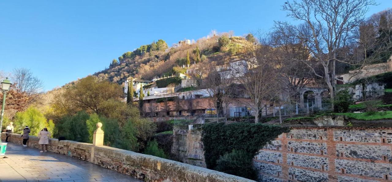 Pensión Patrimonio Arabe Vista A La Alhambra