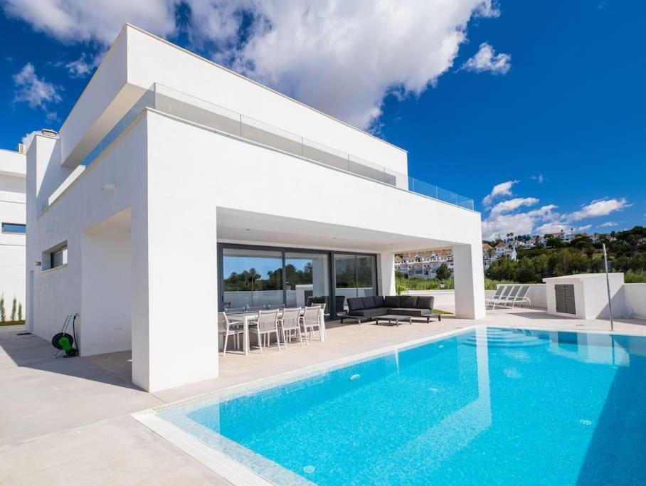 Modern Walking Distance From The Manilva