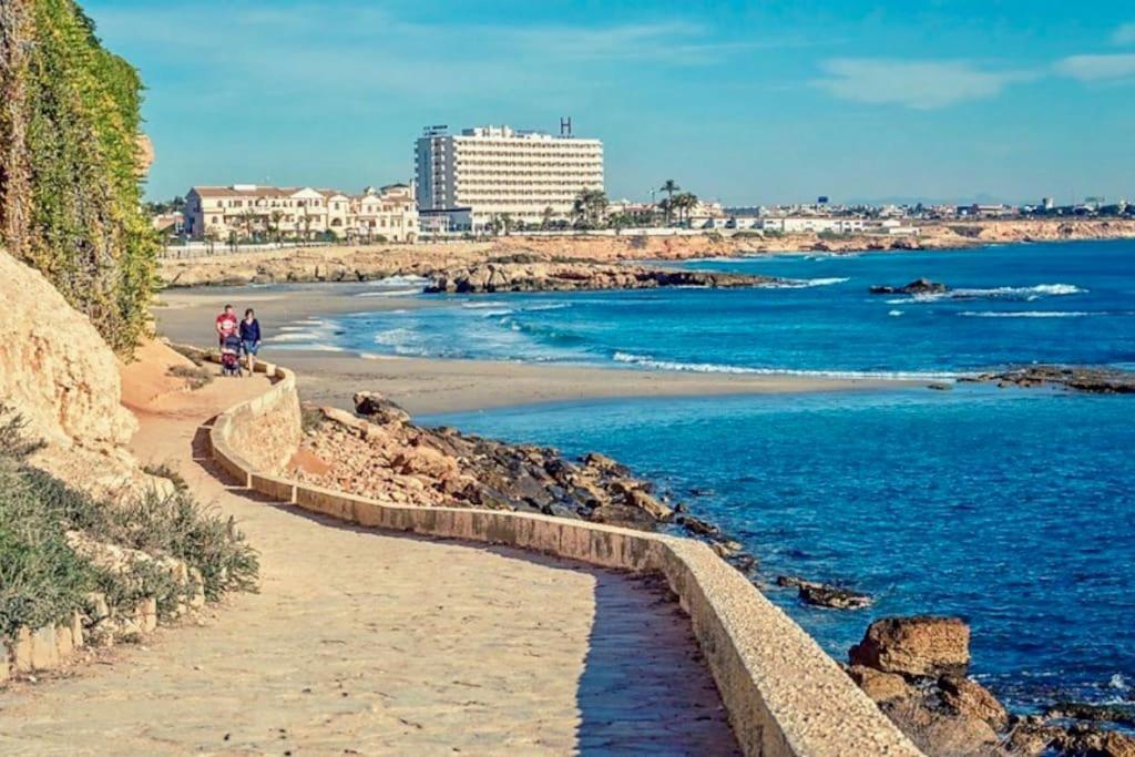 Duplex Flamenca La Zenia Boulevard * Dehesa de Campoamor (Orihuela Costa)