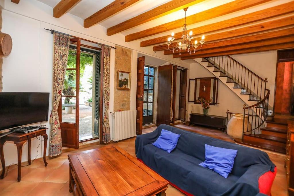 Villa Massana, Excelentes Vacaciones Con Piscina