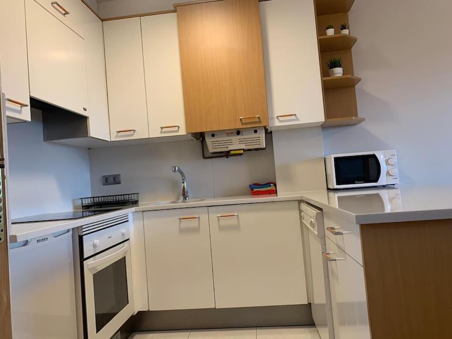 Apartment Oktheway Montrove 3 *