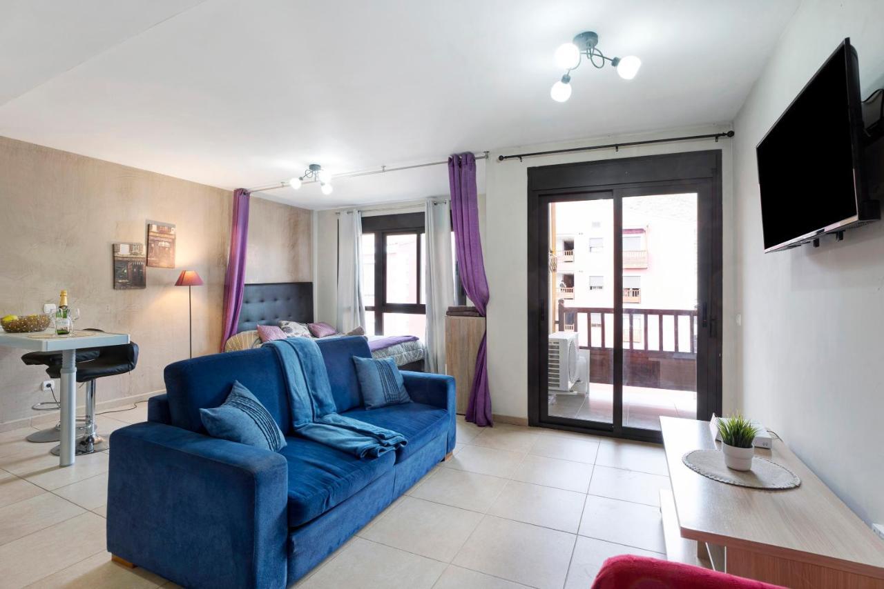 Island 77 Arona (Tenerife)
