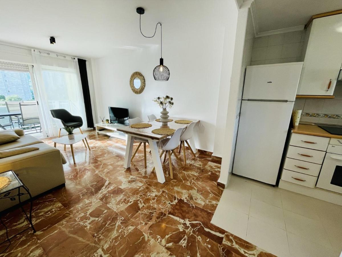 A982 - - 2004 Apartamento Finestrat