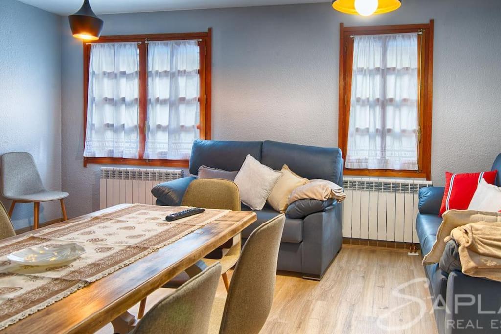 Saplan Real Estate Pensaueth Сasa de vacaciones Salardú