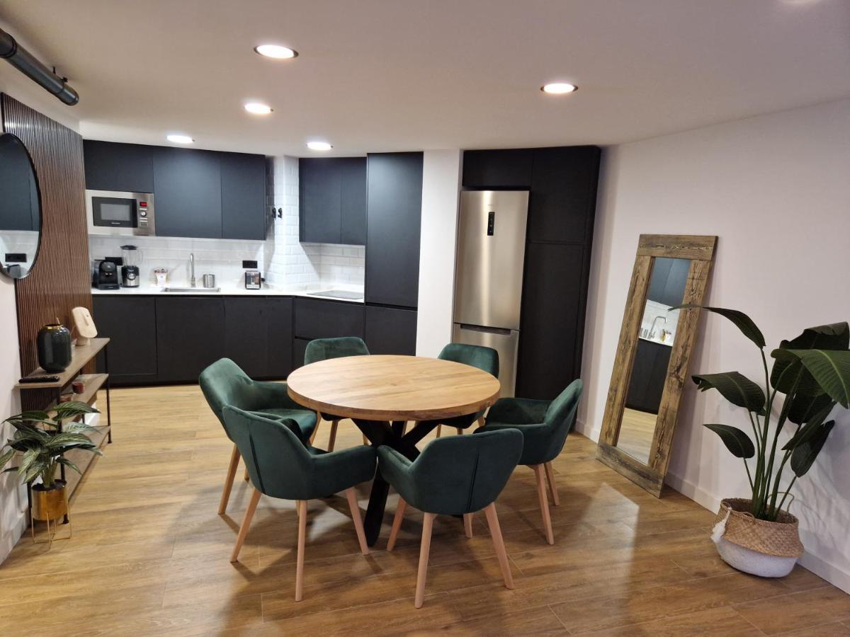 Brand New Very Cosy And Awesome Display Close To The Slope! Private Parking *