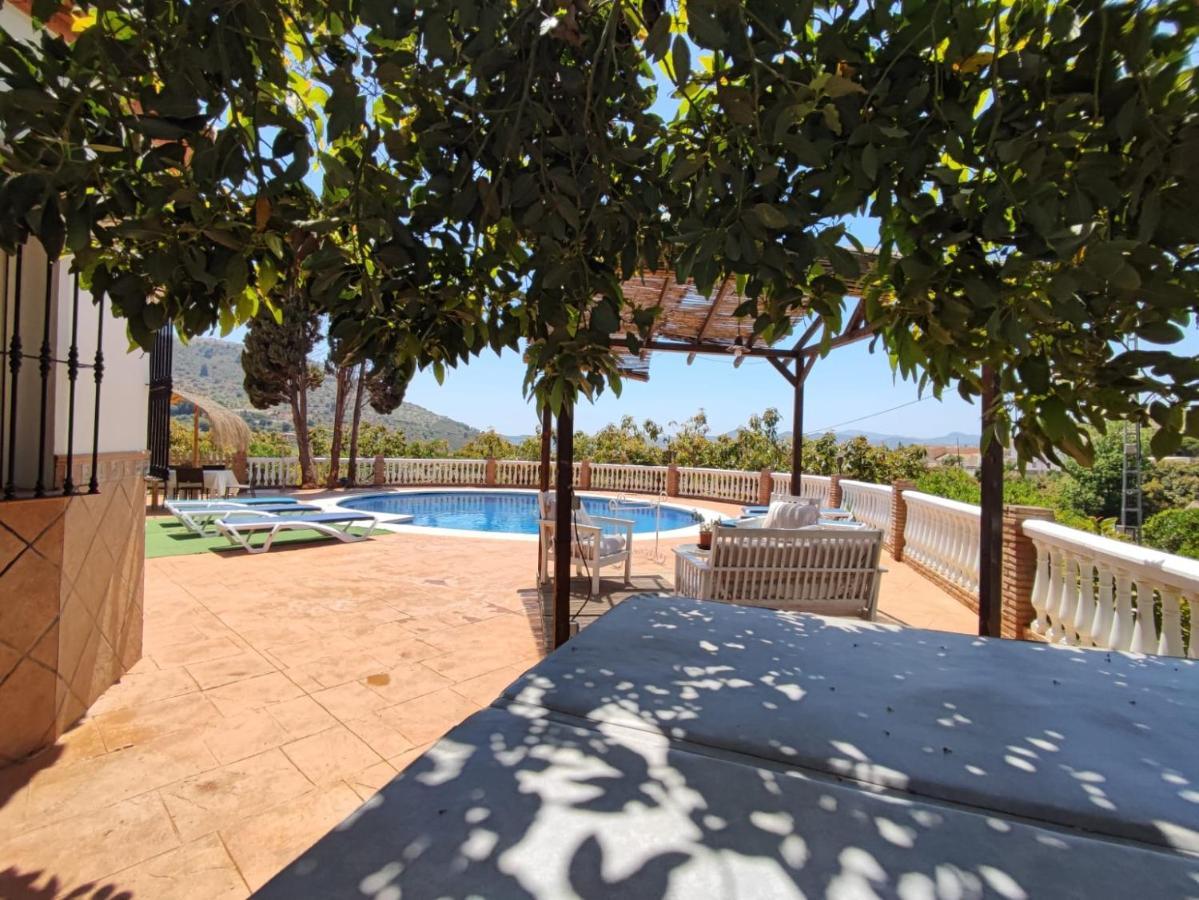 Naranjos Lodge Alcaucin