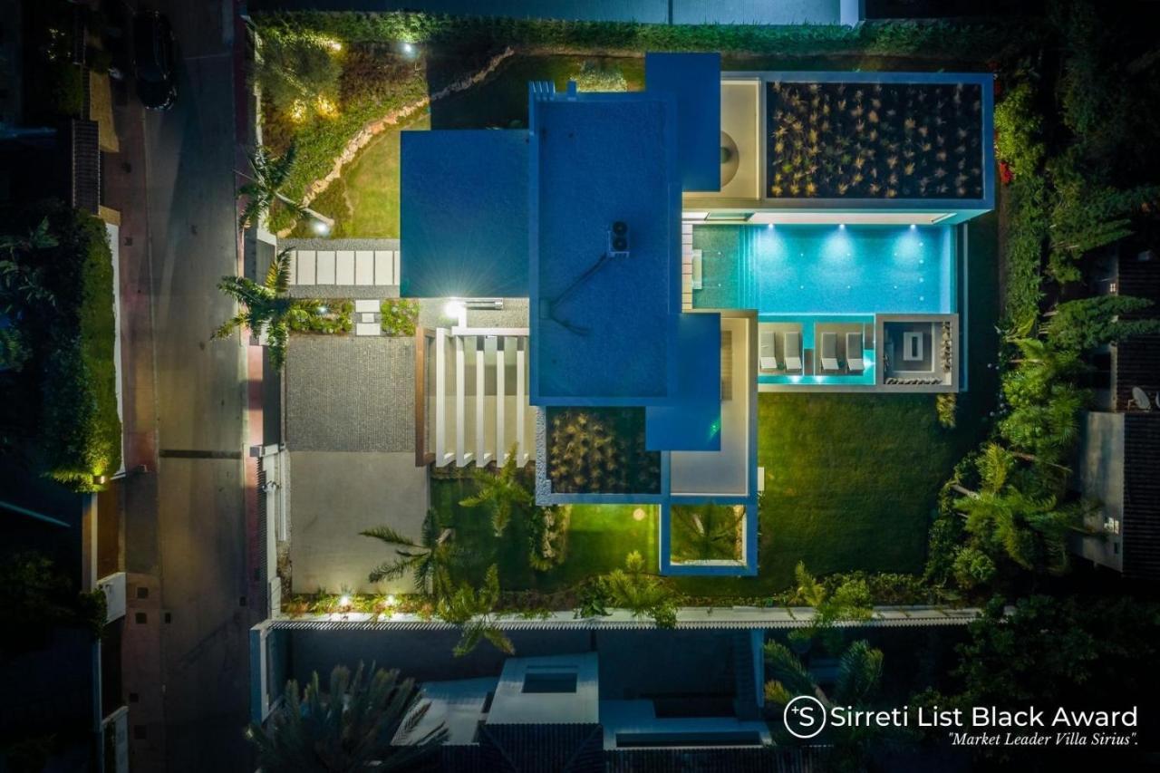 Vacation I Sirius, Golf Valley, Private Heated Pool, Sauna, Billiard, Cinema, Awarded Marbella