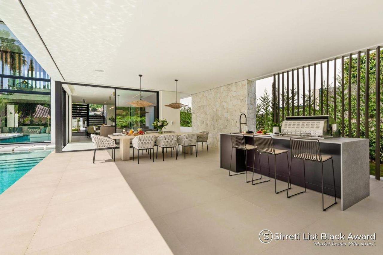 Vacation I Sirius, Golf Valley, Private Heated Pool, Sauna, Billiard, Cinema, Awarded Villa *