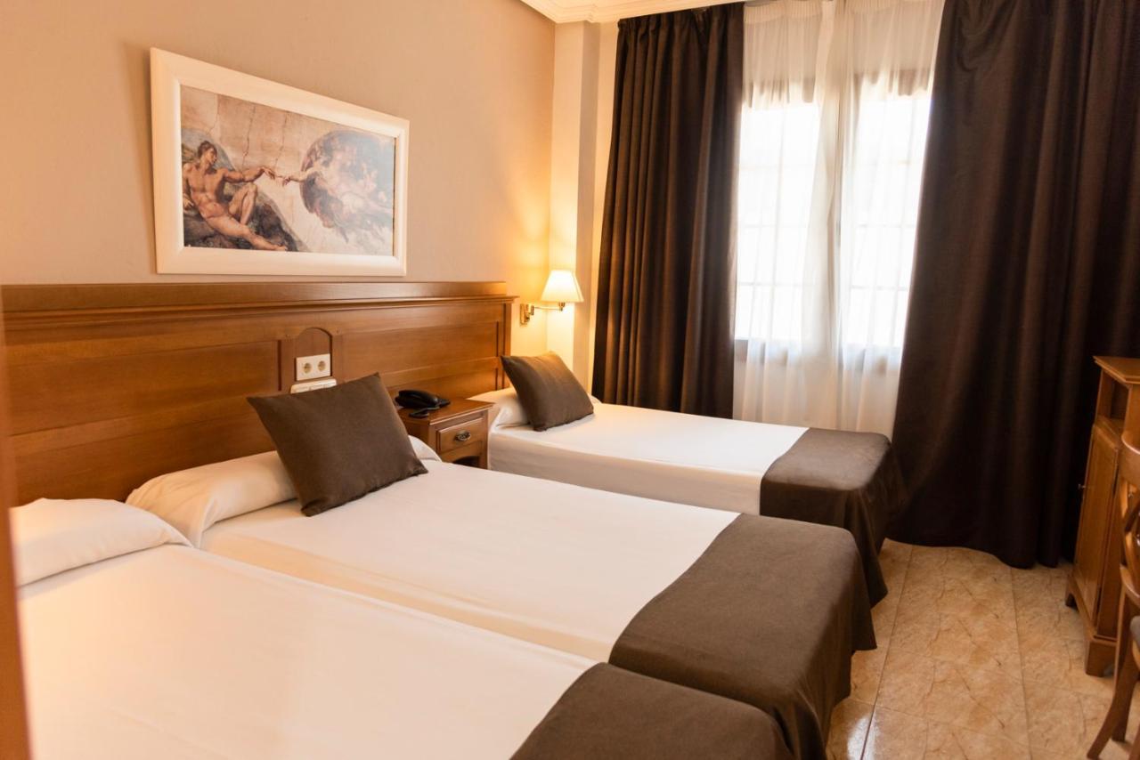 Hotel Carlos I Toledo 3*