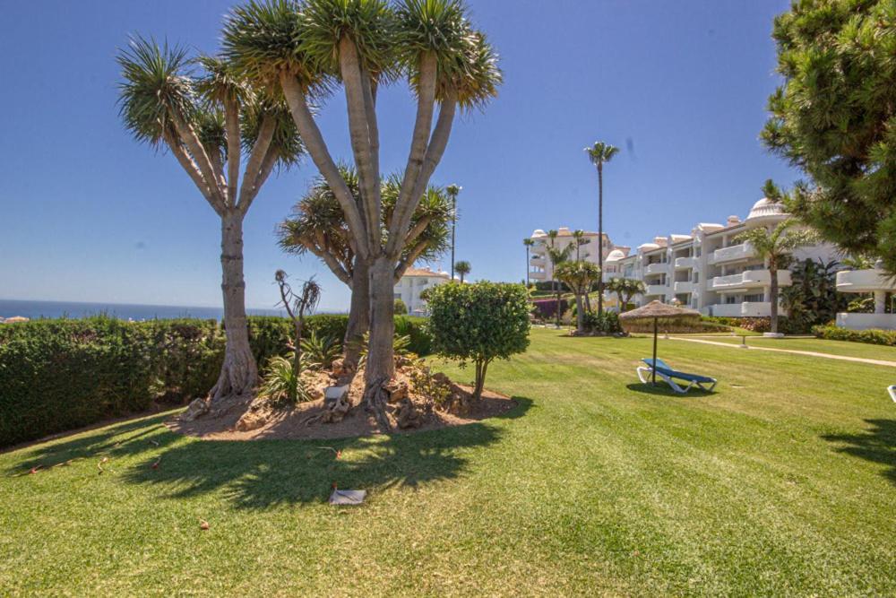 Wonderful 2 Bed With Stunning Sea Views Sitio de Calahonda