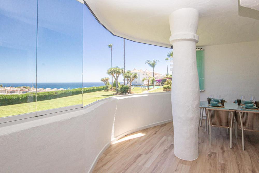 Wonderful 2 Bed With Stunning Sea Views Apartamento *