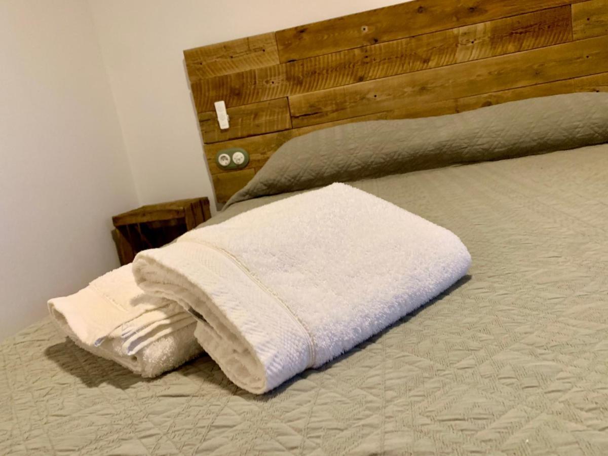 Rucall Piscina Compartida Holiday home Vilamacolum