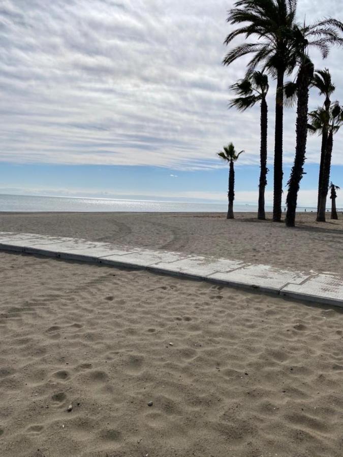 Stylish 3 Bed House 2 Bathrooms, With Patio, Roof Terrace And Communal Pool 5 Minutes Away From The Beautiful Spanish White Village Of Pueblo And Only 20 Mins From The Sea * Casares