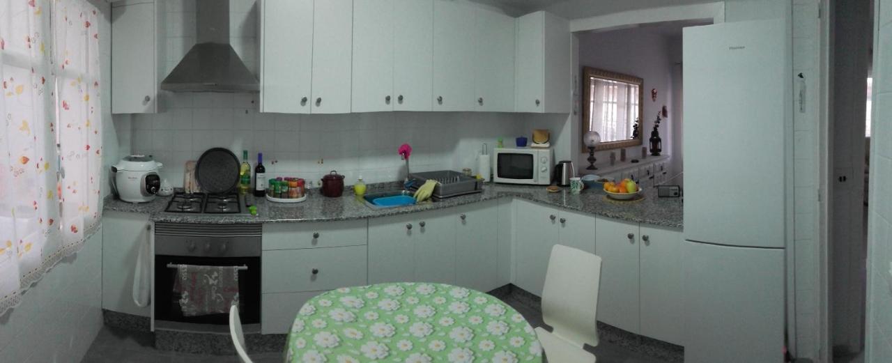 Bord De Mer-aguilas Apartamento Calabardina