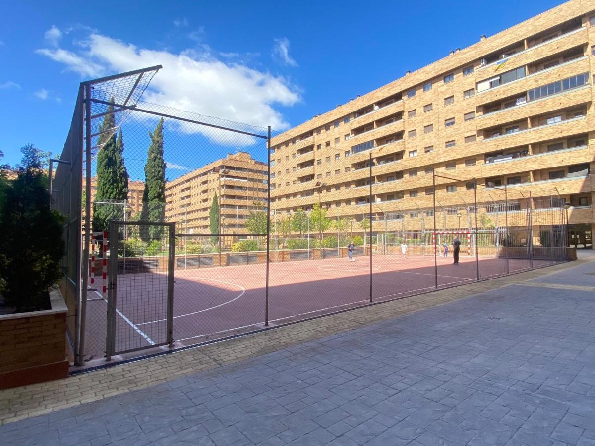 Apartment Aires De Toledo-parque Warner Y Madrid En Familia *