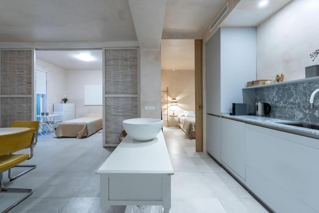 Exclusivo Bajo Frente Al Mar - Playa La Caleta Apartamento *