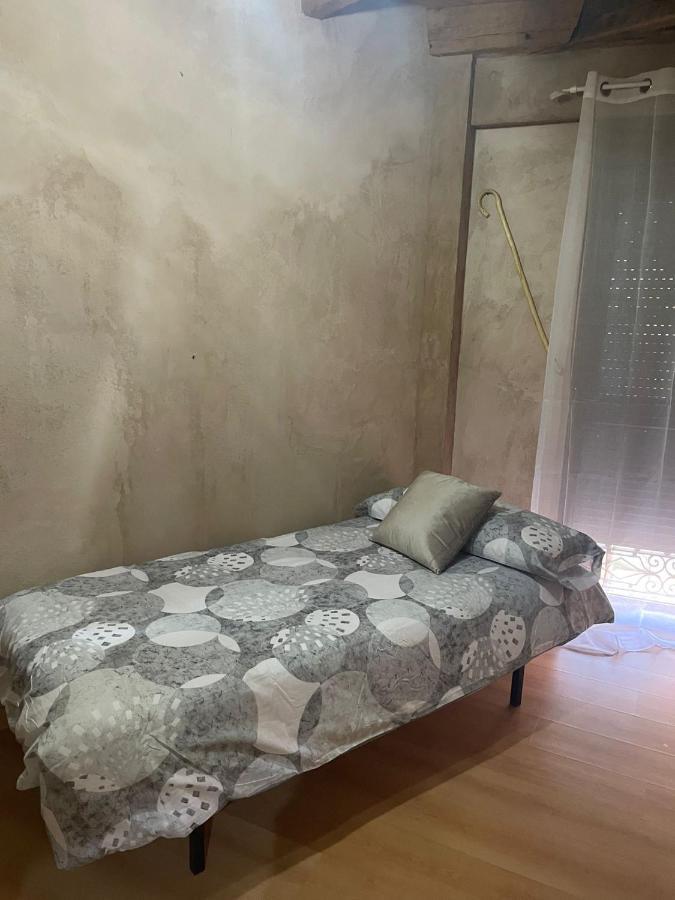 Hostal *