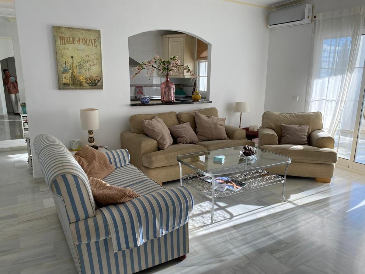 Golf With Seaview Apartamento Estepona