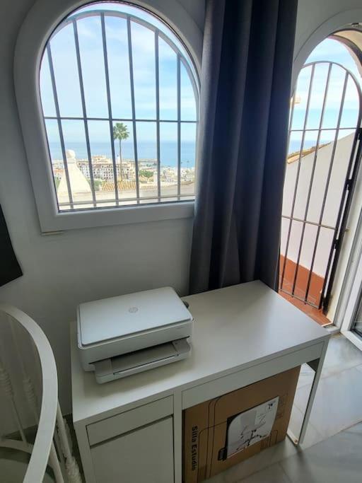 Luxury 4 Bed Townhouse Duquesa With Breathtaking Views Close To Port And * Manilva