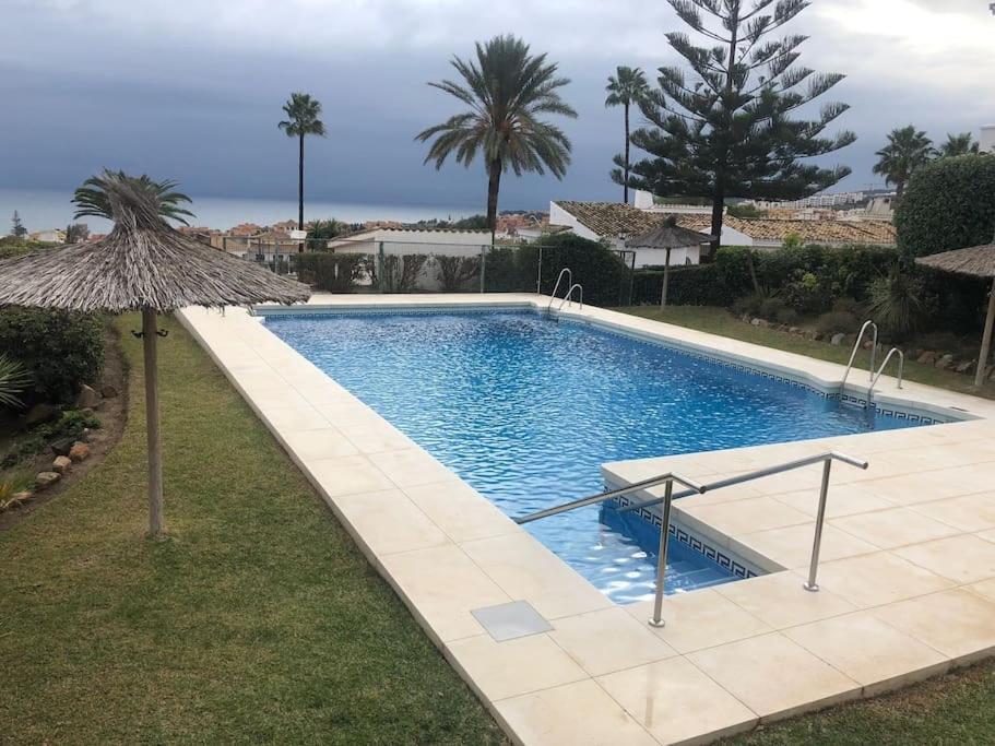 Apartamento Luxury 4 Bed Townhouse Duquesa With Breathtaking Views Close To Port And Manilva