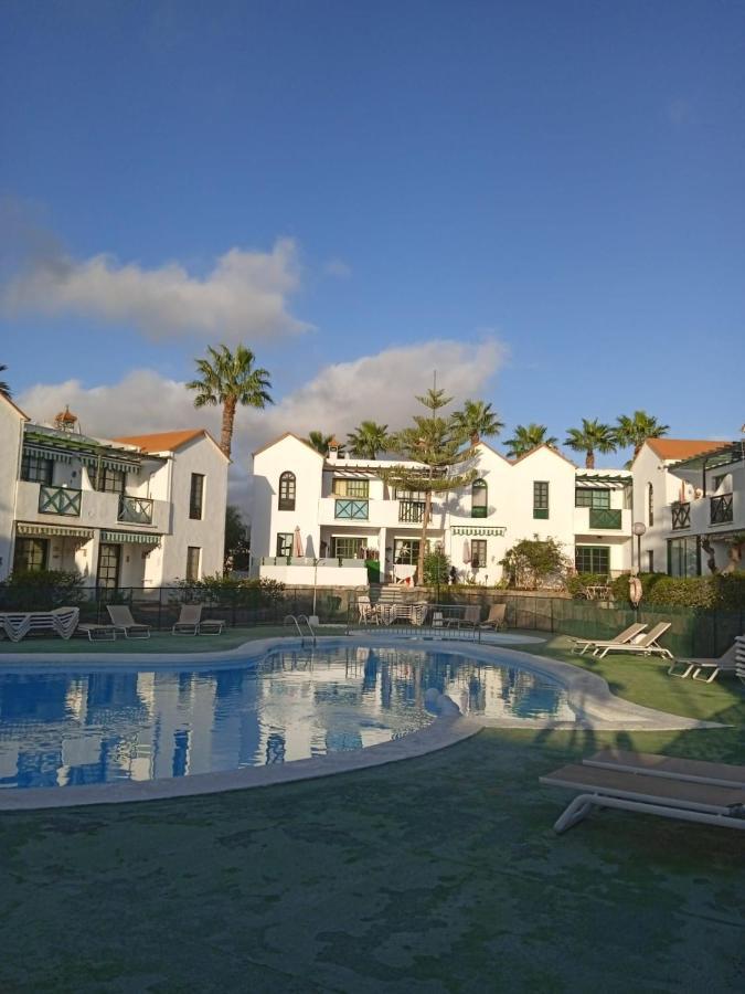 With Pool View Apartment *