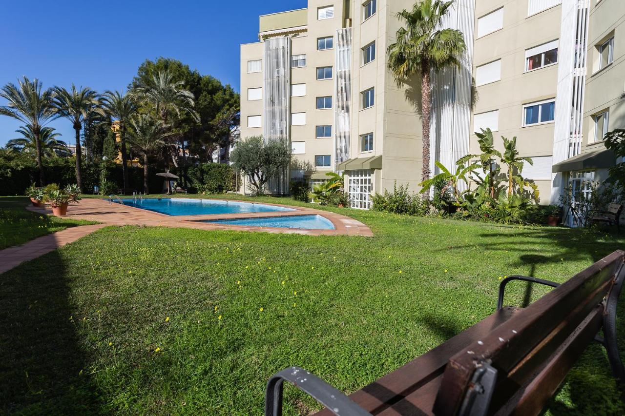 Javea *